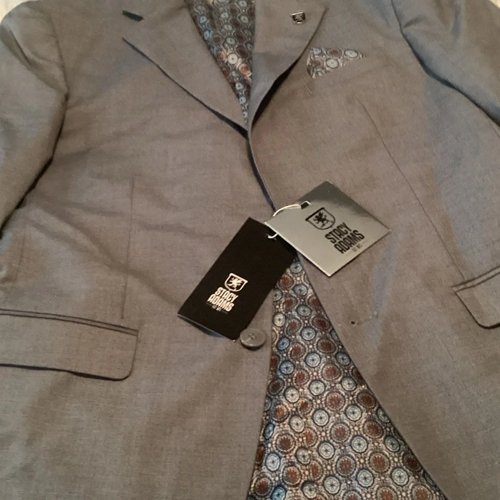 Stacy Adams Gray Blazer with Paisley Lining and Pocket Square
